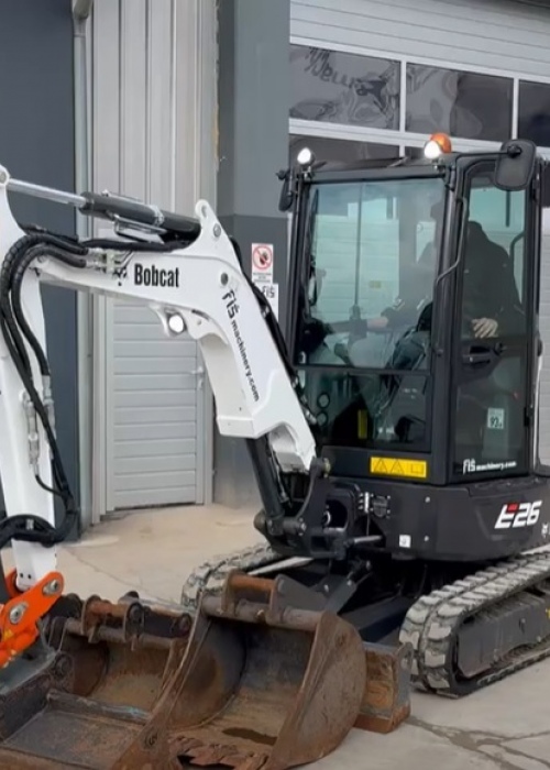 BOBCAT E26